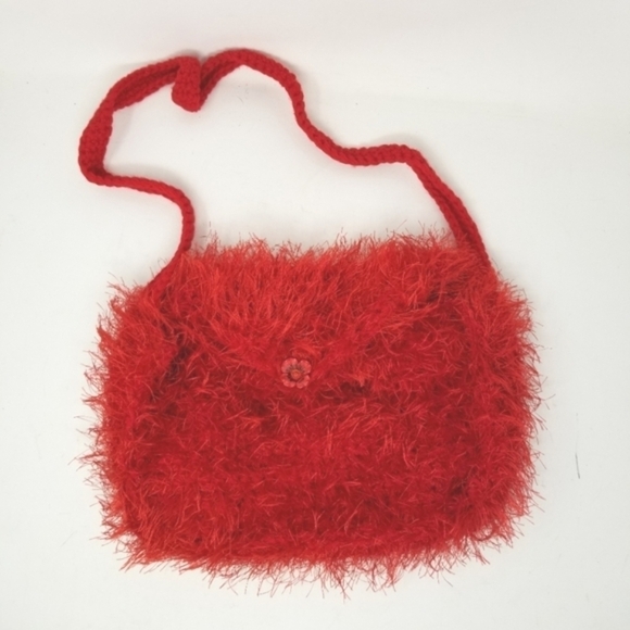 Eyelash Purse Red Crossbody Bag Crochet Flap Closure Flower Button Floral Print - Picture 2 of 9